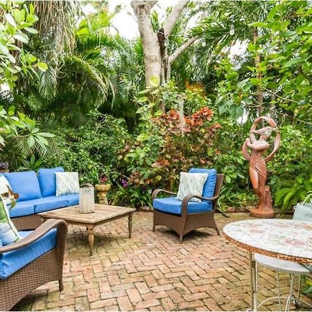 Chateau Gardens Lake Worth Beach Exterior foto